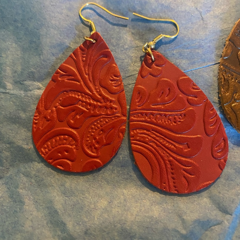New Handcrafted Leather Earrings🌻Pick One